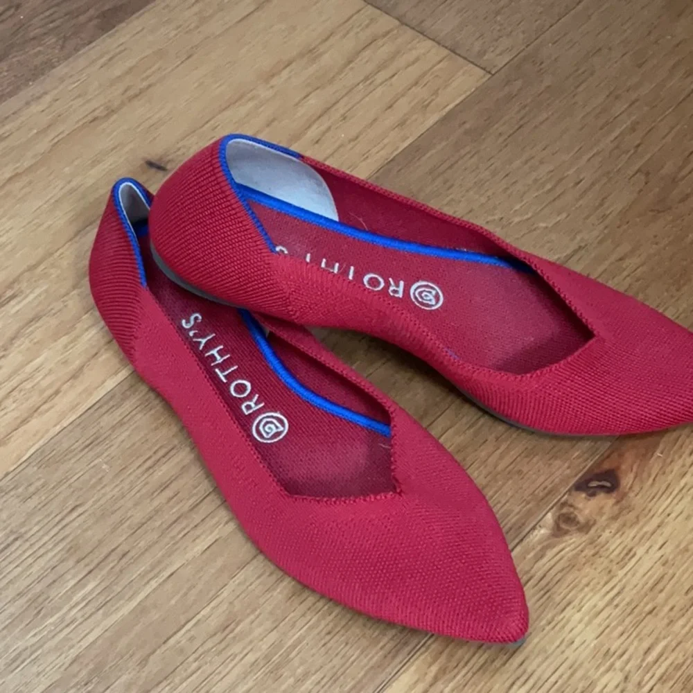 Rothy’s - Picture 1 of 4